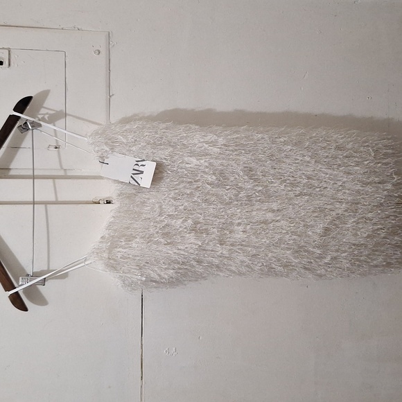 NWT ZARA WHITE FRINGED MINI DRESS WITH METALLIC THREAD - Picture 8 of 12